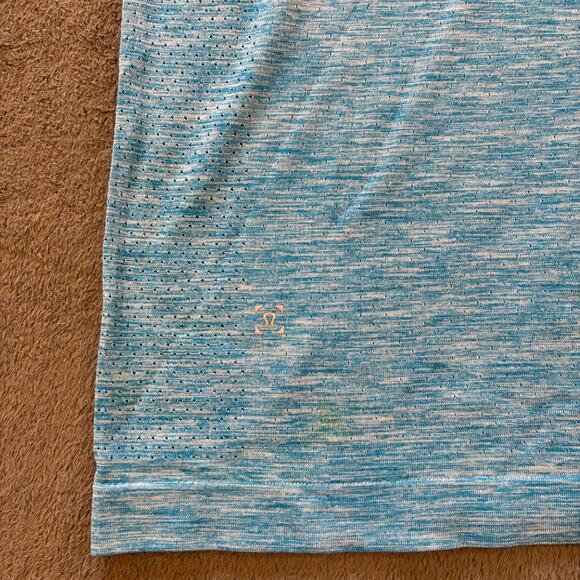 Lululmon Light Blue Swiftly Tech Crew Neck Shortsleeve Athletic Shirt Men Size L - Picture 3 of 9
